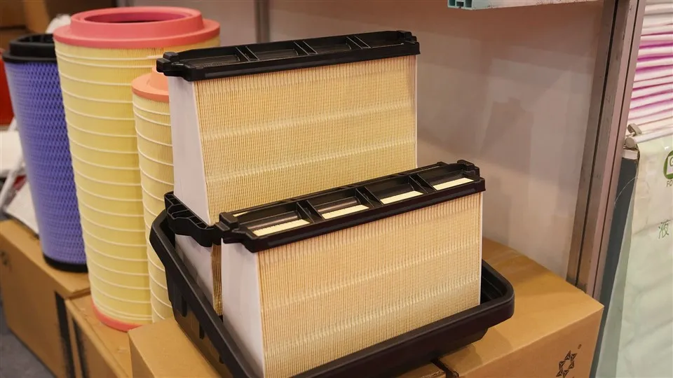 Автомобільний повітряний фільтр Автозапчастини Повітряний фільтр Toyota Автомобільний очищувач повітря з фільтром